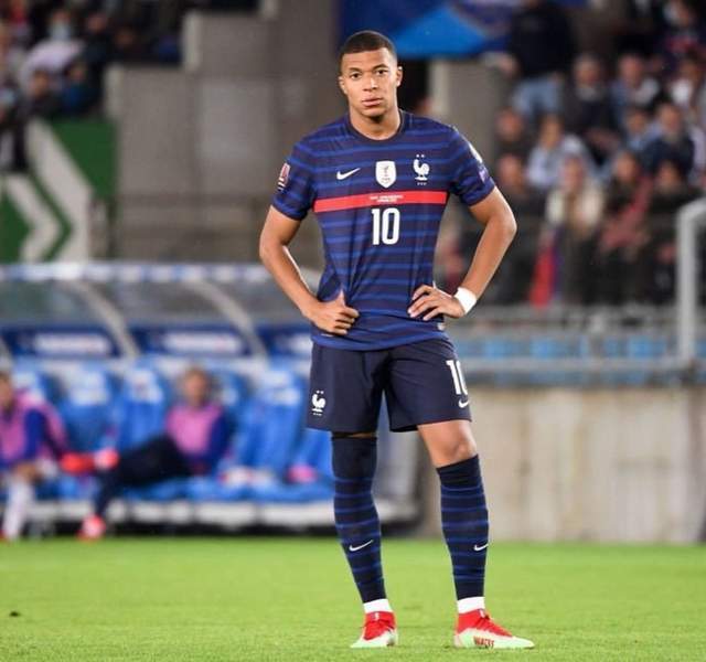 Kaiyun-包含阿扎伦卡在法国队比赛中出色防守，关键助攻引发热议！的词条